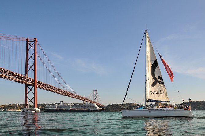 2 Hours Private Sailing Tour in Lisbon - Cristo Rei across the river