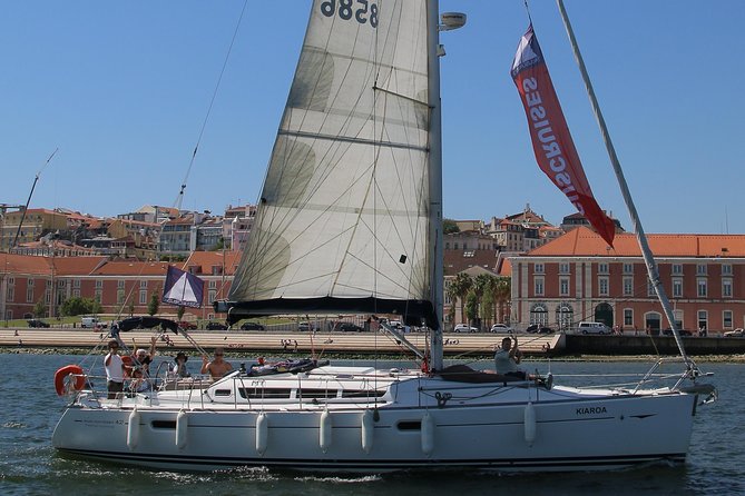 2 Hours Private Sailing Tour in Lisbon - Drinks, snacks, and the limits of the package