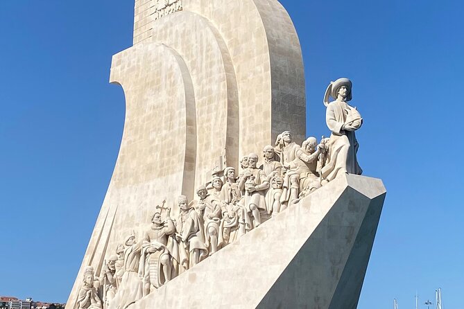 2 Hours Sailing Tour in Lisbon - Under the 25 de Abril Bridge