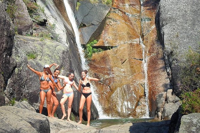 3 Wonderful Waterfalls in a Day - Pincães is the quiet forest waterfall