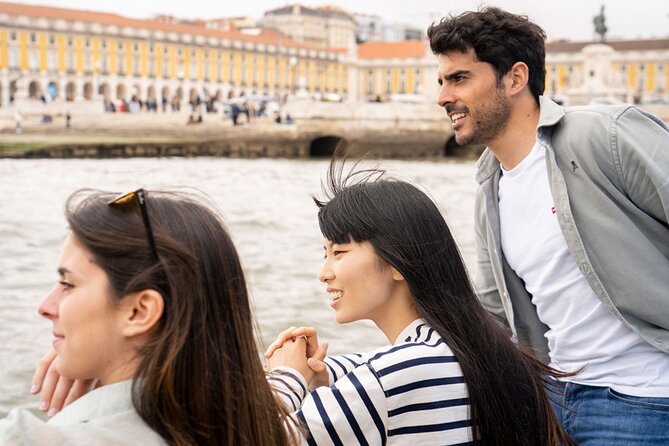 360º Lisbon: Helicopter Flight, Boat Trip and Old Town Walking - The Tagus boat ride changes the scale of the city