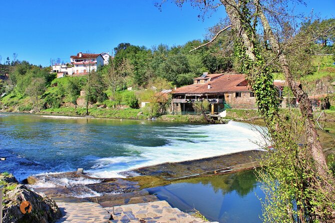 A tour between Cascades and Schist Villages, Piodão - Piodão, the village that earns the long drive