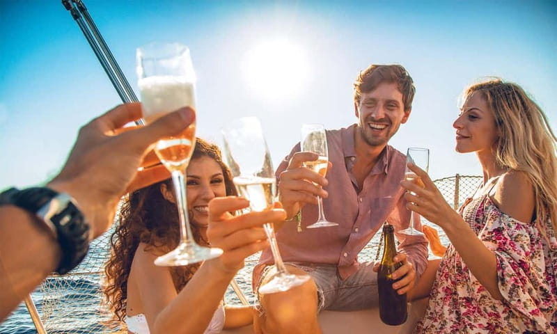 Albufeira: Algarve Sunset Sailing Experience - Key things to know before you go