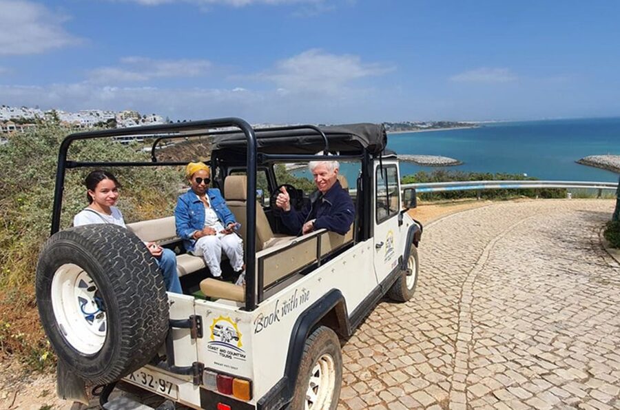 Albufeira: Beaches, Old Town, and Salgados Lagoon Jeep Tour - Key points before you book