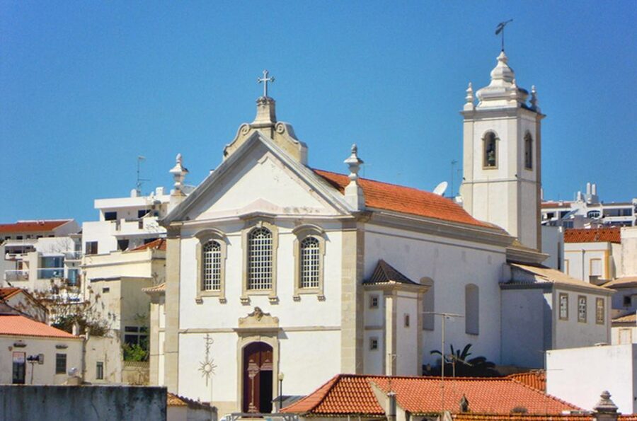 Albufeira: Beaches, Old Town, and Salgados Lagoon Jeep Tour - What this Albufeira jeep tour is really like