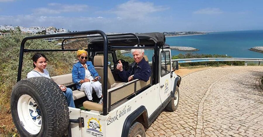 Albufeira: Beaches, Old Town, and Salgados Lagoon Jeep Tour - The Old Town brings Albufeira’s past into the tour