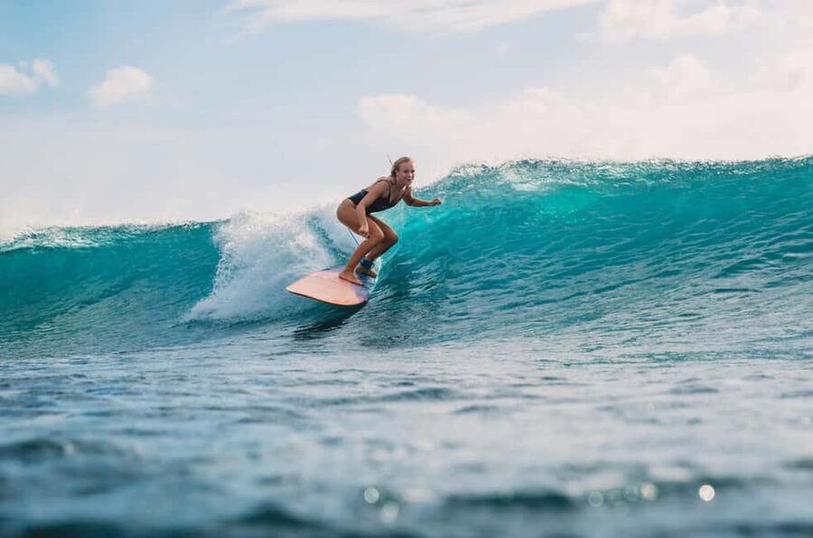 Albufeira: Beginner Surf Lesson - What the instructors add to the experience