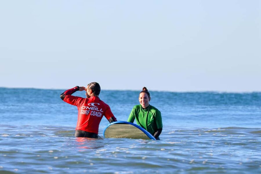 Albufeira: Beginner Surf Lesson - The two-hour lesson, step by step