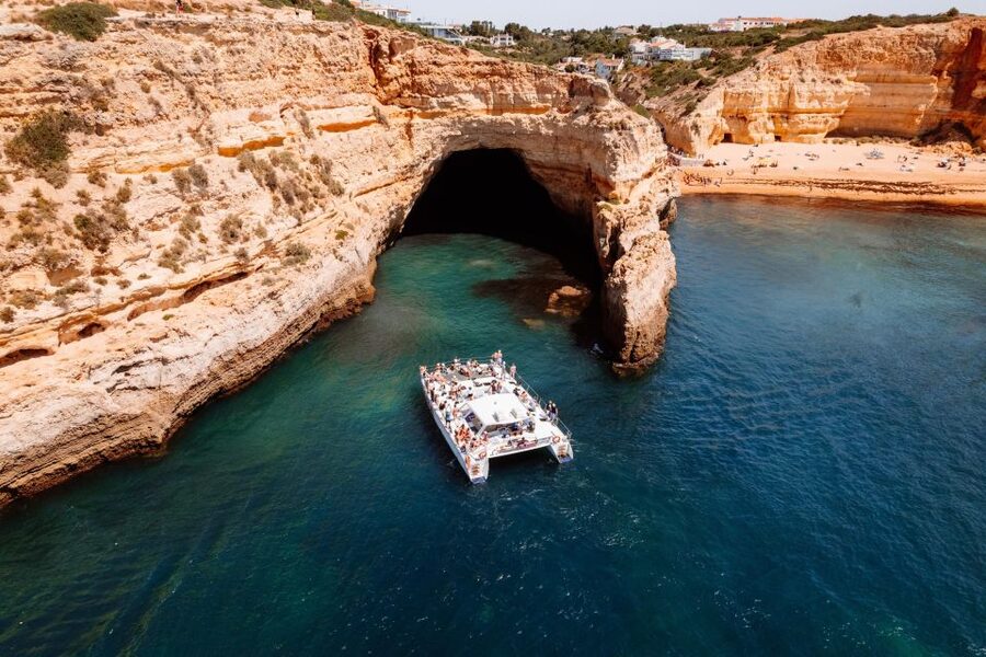 Albufeira: Caves and Coastline Catamaran Cruise to Benagil - Galé and Salgados: a broad view of the Algarve shore