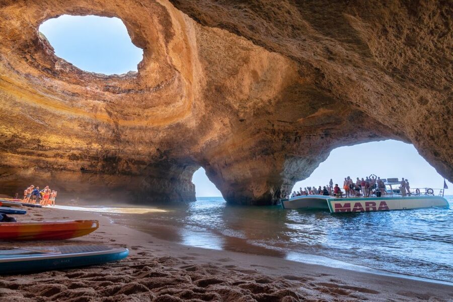 Albufeira: Caves and Coastline Catamaran Cruise to Benagil - São Rafael, Coelha, and the first coastal views