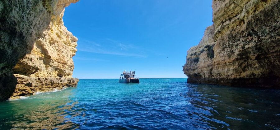 Albufeira: Coastline and Benagil Caves Tour by Catamaran - Albandeira and Marinha bring the best rock scenery