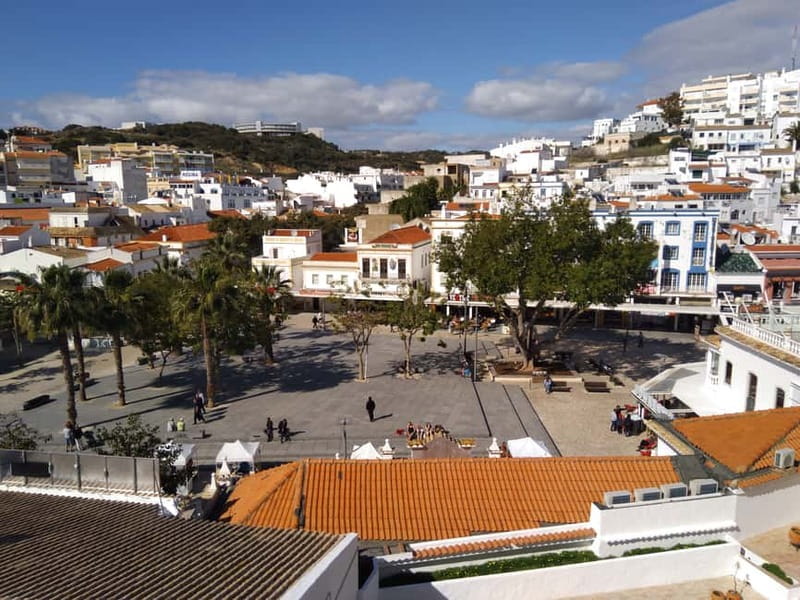 Albufeira: Guided Tour by Tuk-Tuk - Key points at a glance