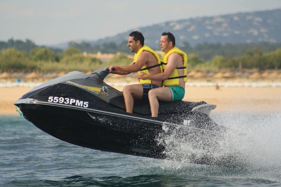 Albufeira: Jet Ski Rental - Who will enjoy this most?