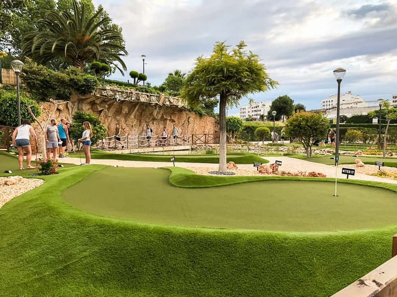 Albufeira: MiniGolf Adventure Park Entry Ticket - What $14 buys you in Albufeira