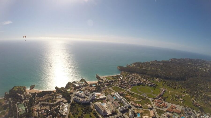 Albufeira: Paragliding and Paratrike Tandem Flights - Who will enjoy this most