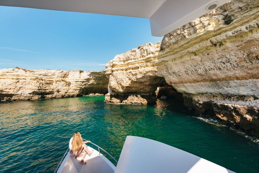 Albufeira: Sightseeing Cruise with Beach BBQ and Open Bar - Three hours for swimming, snorkeling, and beach games