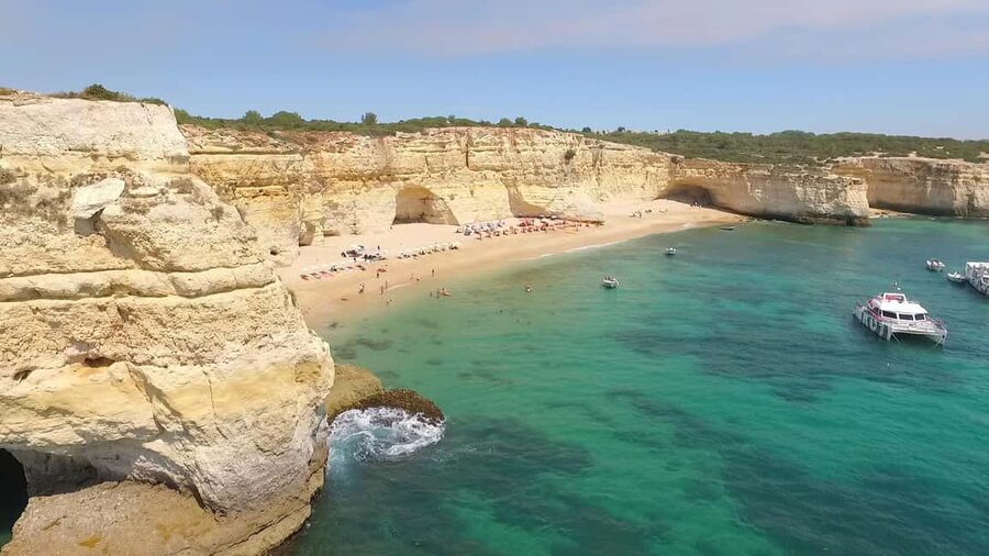Albufeira: Sightseeing Cruise with Beach BBQ and Open Bar - What the open bar includes