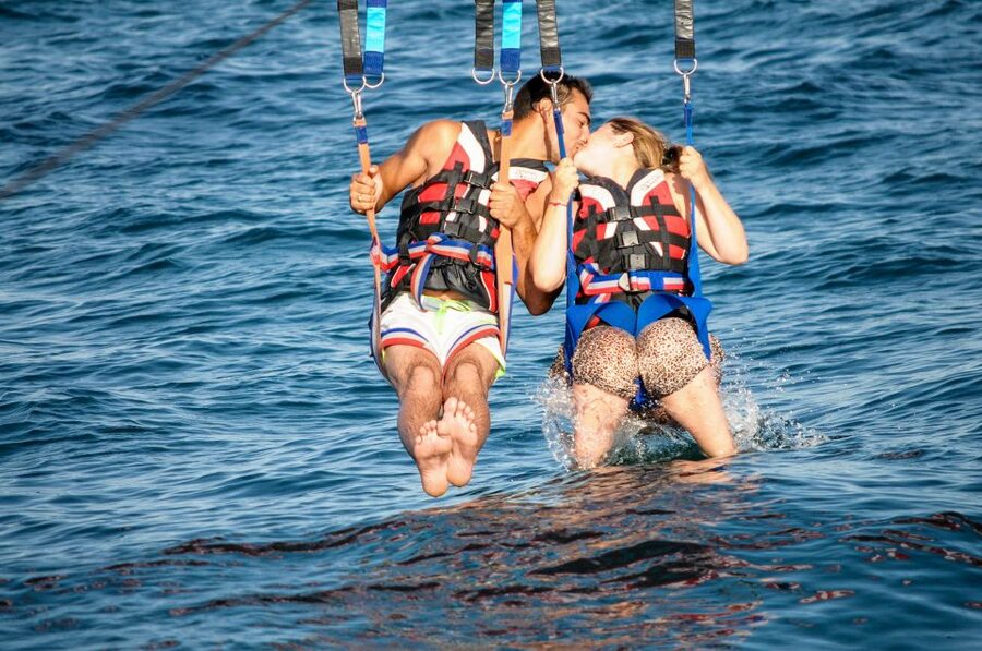 Albufeira: Single, Double or Triple Parasailing Tour - Flying above Albufeira at 80 meters