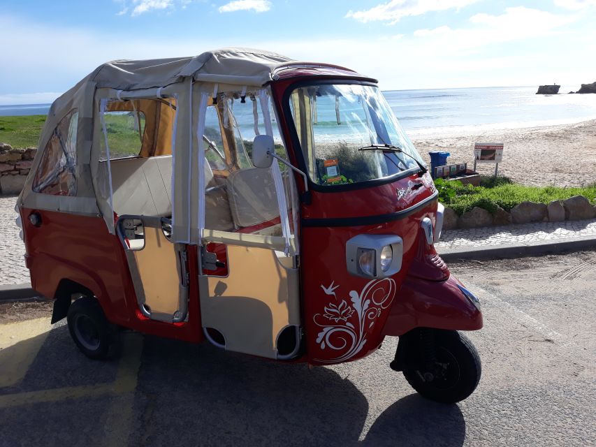 Albufeira: Tuk-tuk Sightseeing Tour - Falésia Beach and the famous red cliffs