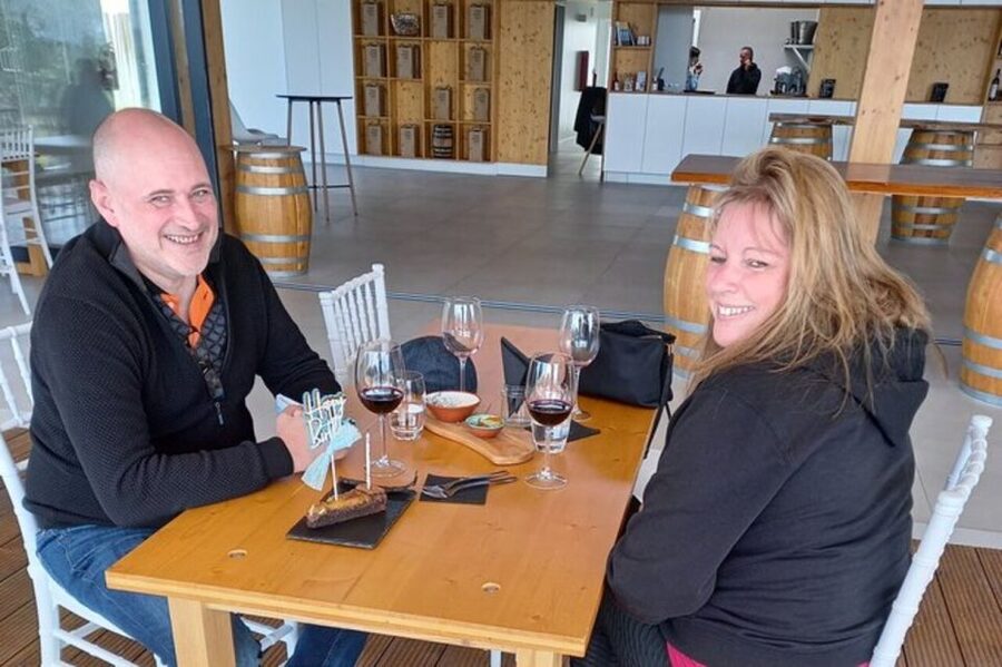 Albufeira/Vilamoura: Winery Tour with Wine Tasting and Tapas - Pickup in Albufeira or Vilamoura