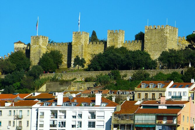 Alfama and the Castle of Saint George Skip the line Tour - Why this walk gives Alfama a proper introduction