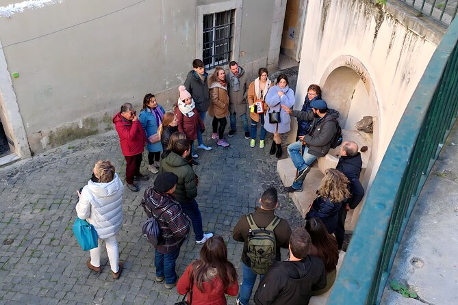 Alfama Tour in Lisbon Old Town - Why Alfama Makes a Good First Lisbon Walk