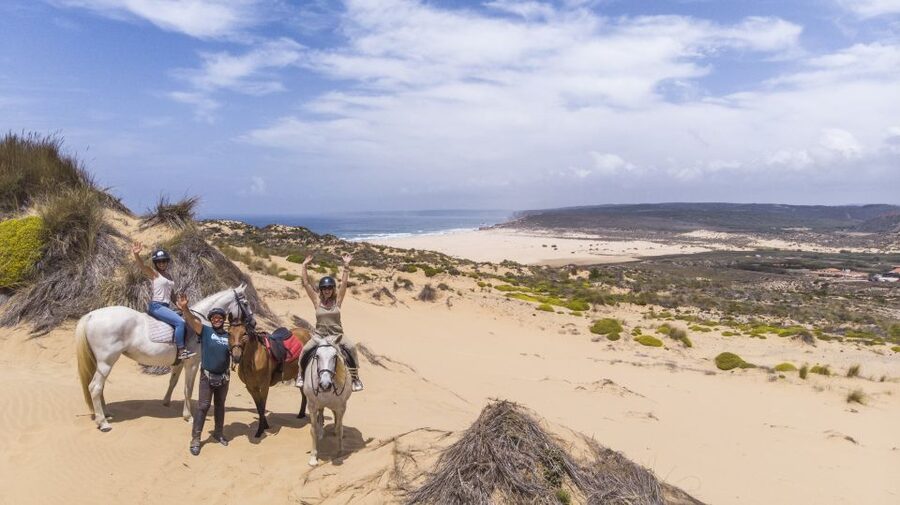 Algarve: 1-Hour Carrapateira Horseback Riding Tour - Hilltop stops and wide views over Carrapateira