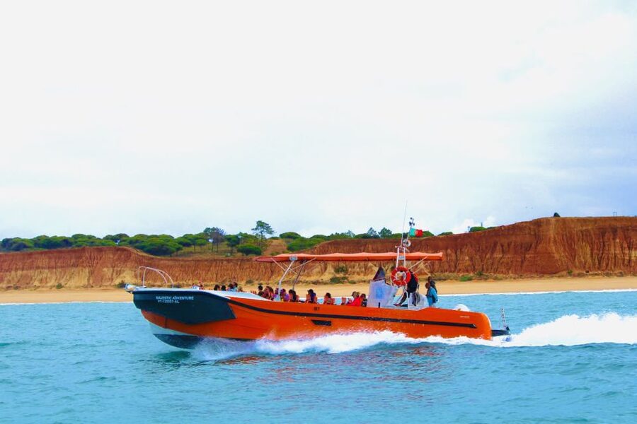 Algarve: Benagil Caves Open Speedboat Tour - Entering Benagil Cave when conditions allow