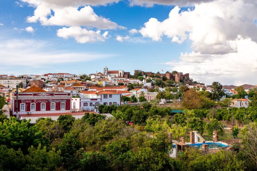 Algarve: Full-Day Guided Sightseeing Tour with Lunch - Marmelete: a useful lunch break in a small village