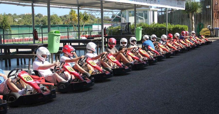 Algarve: Go-Kart Experience at Karting Almancil Family Park - Arriving at the park and getting organised