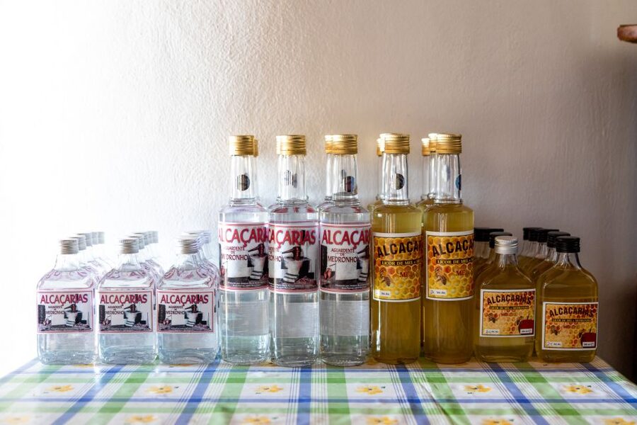 Algarve: Jeep Safari with Distillery Visit & Lunch - Who should book this jeep safari?