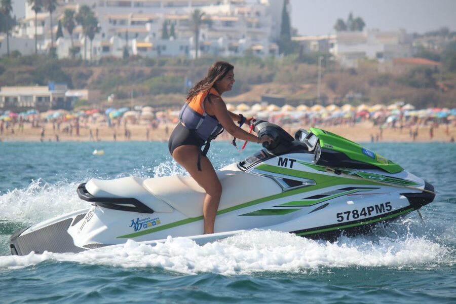 Algarve: Jet Ski Rental in Armação de Pêra - Learning the WaveRunner on a marked circuit