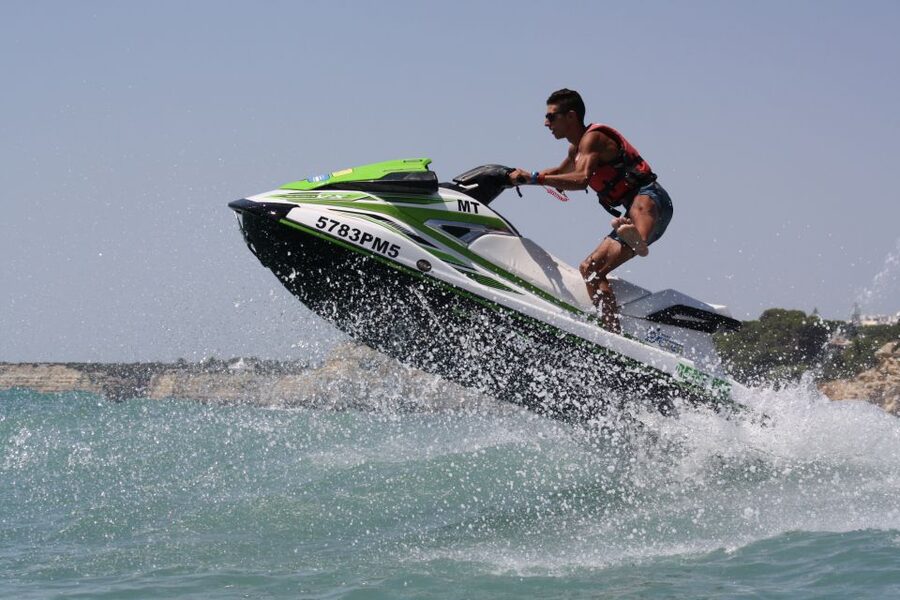 Algarve: Jet Ski Rental in Armação de Pêra - How the staff affect the experience