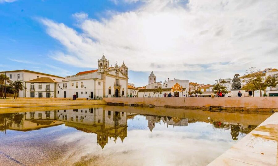 Algarve: Lagos and Cabo Sao Vicente Guided Tour - Lagos begins with gold, faith, and difficult history