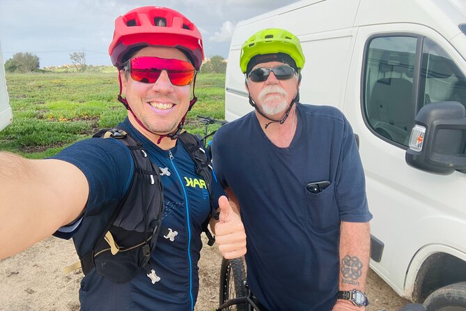 Algarve: Lagos sightseeing guided tour with E-bikes - What Fred adds to the ride