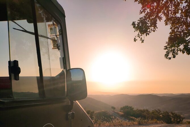 Algarve Sunset Safari Tour from Albufeira - A guide can make or break the evening