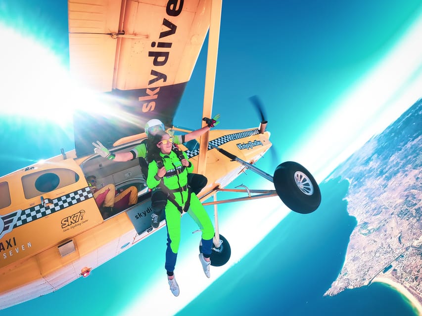 Algarve: Tandem Skydiving Adventure 15,000 to 10,000 Feet - The free fall from 15,000 feet