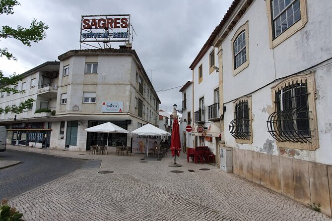 All of Tomar's history and loads of fun. - Matchboxes, art, and the less expected Tomar
