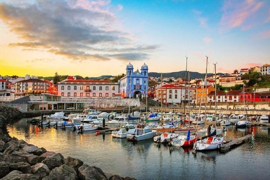 Angra do Heroísmo: Walking Tour with Local Pastry and Coffee - Alto das Covas and the Duke of Bragança Market