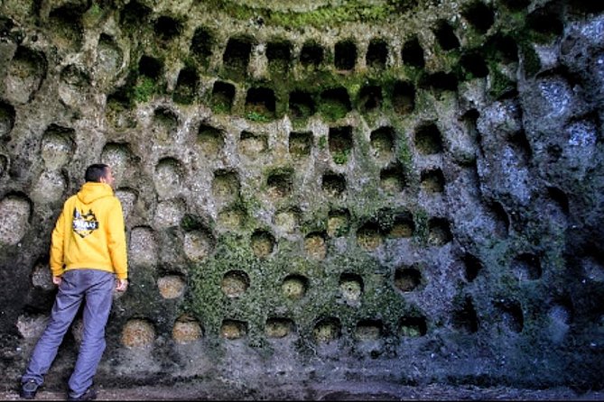 ARCHEOLOGY TOUR (Full Day Private Tour) - Grota do Medo: stonework, shelters, and open questions