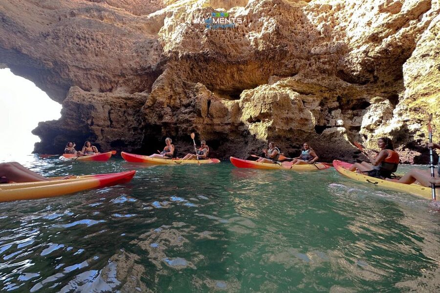 Armação de Pêra: 2-Hour Wild Beaches and Caves Kayak Tour - Praia das Fontainhas and Algar da Albandeira