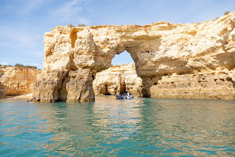 Armação de Pêra: Benagil Caves and Secret Beaches Boat Trip - Cova Redonda shows the coast’s smaller scale