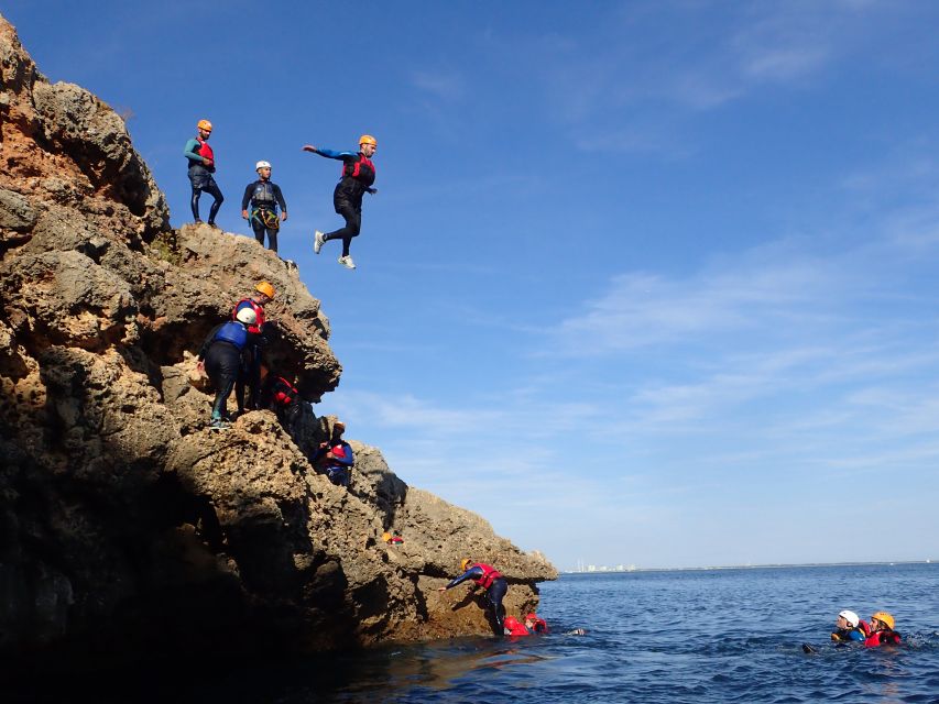 Arrábida: Setubal, Sesimbra Coasteering & Speedboat Tour - The speedboat ride to the starting point