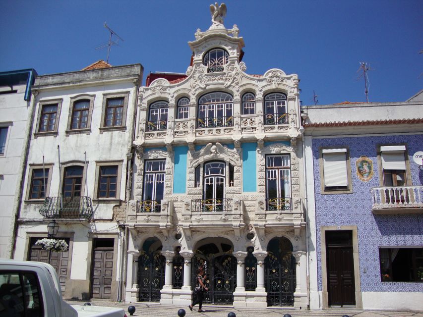 Aveiro: Boat Cruise and City Walking Tour with Sweet Tasting - Practical value at $40