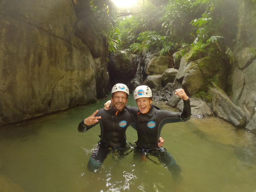 Azores: Canyoning in Salto do Cabrito - The opening briefing sets the tone