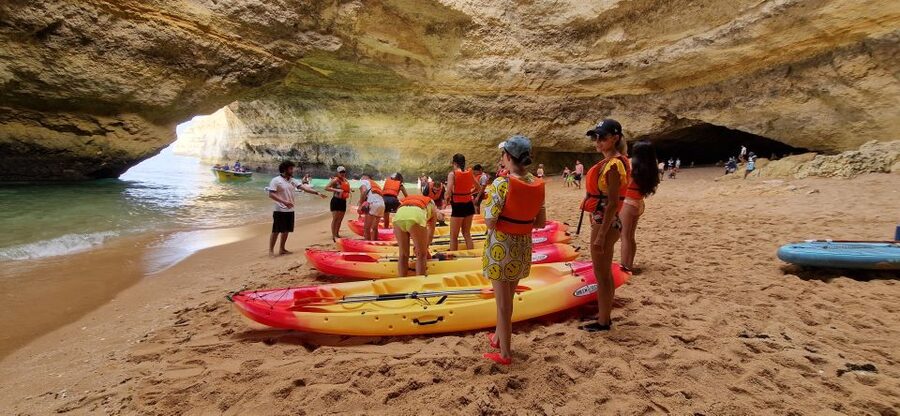 Benagil: Caves, Beaches, and Secret Spots Guided Kayak Tour - What the guides add to the experience