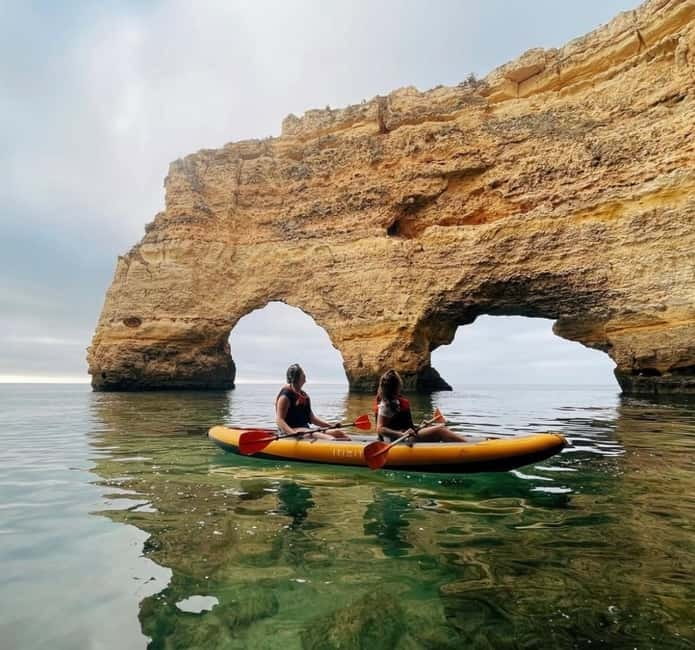 Benagil: Guided Kayak Tour inside caves and Praia da Marinha - Starting at O Litoral and getting ready