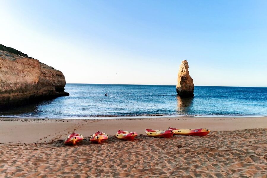 Benagil: Guided Kayaking Tour to the Benagil Cave - Key points at a glance