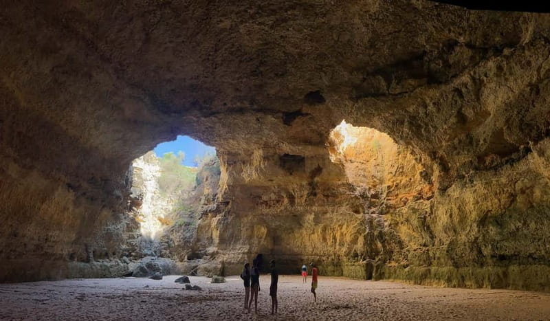 Benagil Kayak Tour: Explore Secret Caves with Licensed Guide - Marinha Beach gives you a proper break
