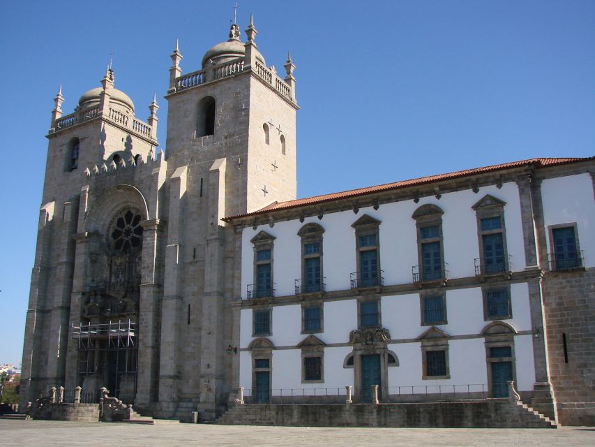 Best of Porto Guided Tour: Cruise & Wine Tasting - Foz do Douro brings you to the Atlantic
